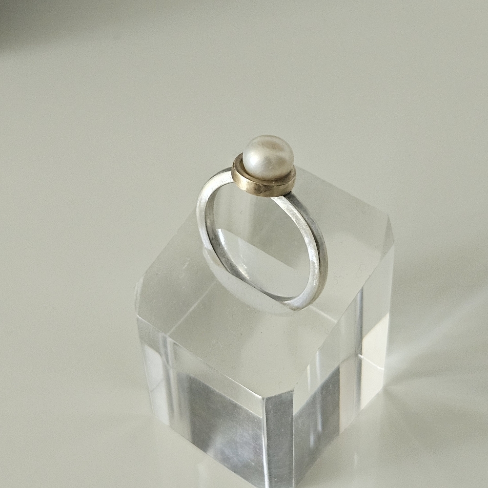 14k Gold and Sterling Pearl Silver Ring - Picture 6 of 11